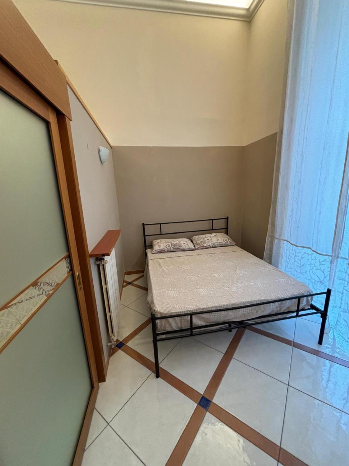 Ferienwohnung Casa Toto' Neapel Zimmer foto