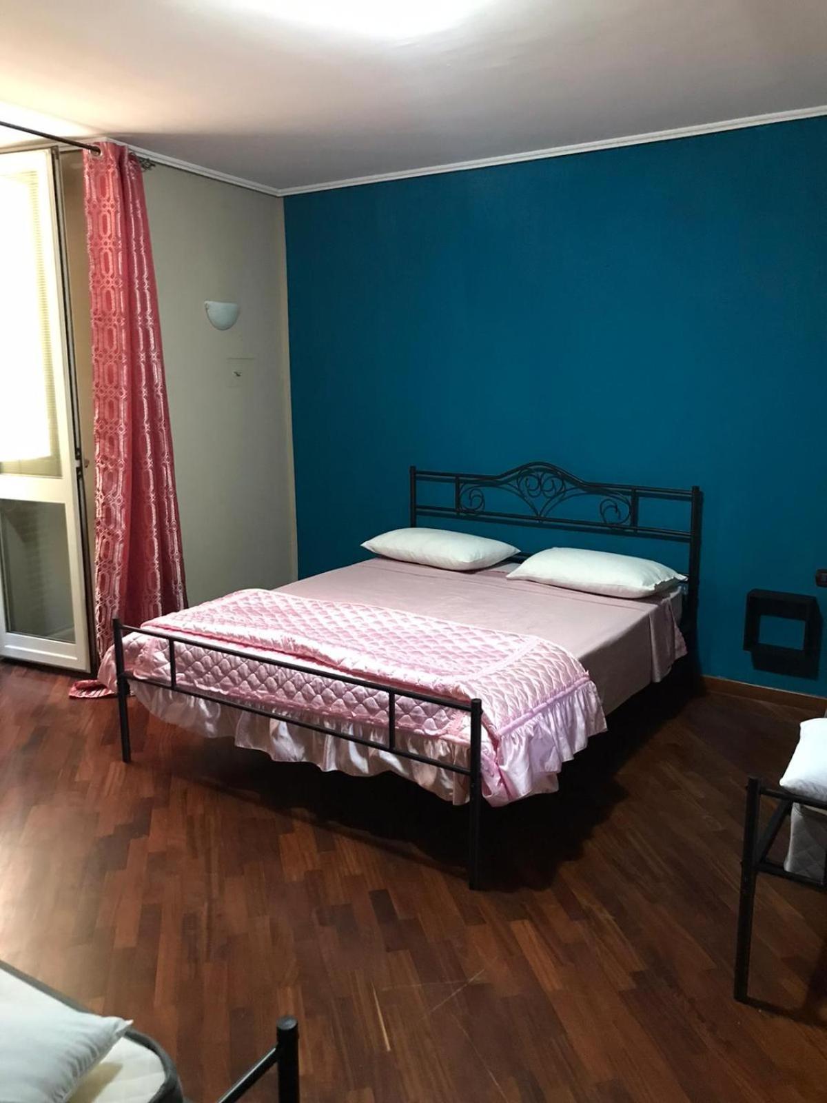 Ferienwohnung Casa Toto' Neapel Zimmer foto